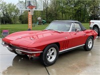 Lot 6 - 1966 Chevrolet Corvette Stingray Convertib