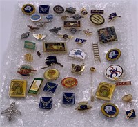 Nice collection of aviation pins           (P 33)
