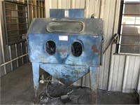 Sand Blasting Cabinet