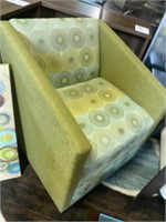 New JSI lime green circle patterned side chair