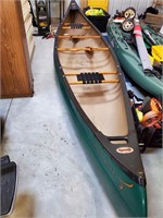 Olde Towne Charles River canoe plus two paddles