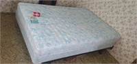 Simmons Golden Value Two Box Springs & Mattress,
