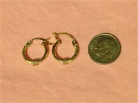 14K Gold Small Round Hoop Earrings