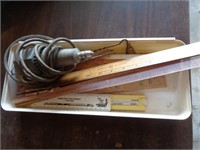 BOX OF DRAFTING ITEMS / G2