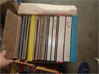 BOX OF RECORDS / G2FLR