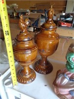 2 ROOSTER URNS / G2 WS