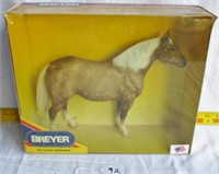 Breyer Quarter horse