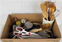 Huge Lot Kitchen Utensils Wood Plastic Metal