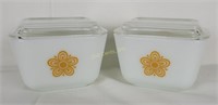 Pair Of Vintage Pyrex Refrigerator Bowls W/ Lids