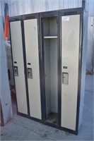 Set of 4 Metal Lockers, (1 Door Missing), 48" x