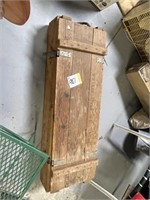 Wood crate with motors