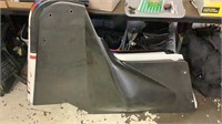 Right side body panel