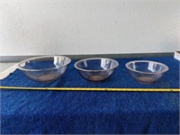 Pyrex Pink Glass Nesting Bowls