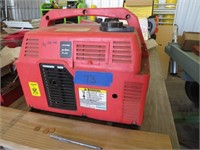 1050 W Generator – Alton Brand 120V AC 12V DC Max