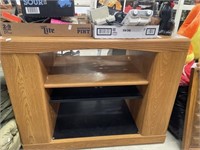 Tv Stand 35x20x27 1/2