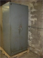 Metal Storage Cabinet  36x24x79 Inches