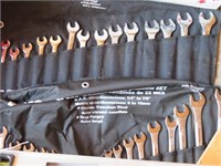 2 Wrench Sets, 1/4" - 7/8", 6 mm - 18 mm