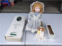 Mann porcelain Doll and little porcelain doll