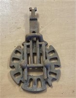 5.5" Vintage Antique Cast Iron Stove Grate ships