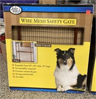Wire Mesh Safety Dog Gate / No Ship