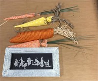 Bunny Rabbit and Carrots Decorative lot