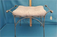 Wrought iron bench 19"Hx28"Wx18"D