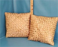 2-Gold throw pillows