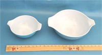 2-Pyrex bowls