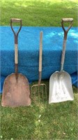 Aluminum- Steel scoop shovels , pitchfork
