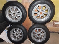 SET OF VOLKSWAGEN WHEELS WITH TIRES