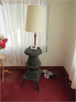 CAST IRON CABOOSE STOVE LAMP