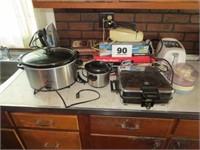 KITCHEN APPLIANCE LOT