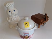 Cookie Jar / Cutting bd/ cambells soup