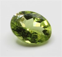 2.66 Cts Oval Natural Peridot with Certificate