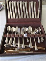 SET OF PFALTZCRAFT SILVERWARE W/ CASE