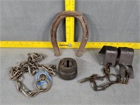 Horse Shoe, Chain, hobbles