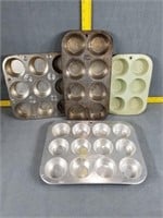 Muffin pans
