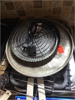 Mini muffin tin, pizza pan, flat roasting pan,