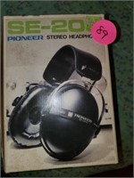 PIONEER STEREO HEADPHONES