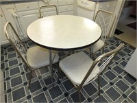 RETRO KITCHEN TABLE & CHAIRS