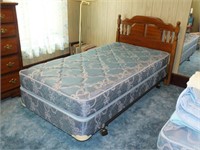 BASSETT TWIN BED W/HEADBOARD