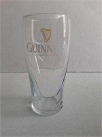 (12) GUINNESS BEER GLASSES