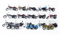 Lot of 18 Maisto Motorcycle Models