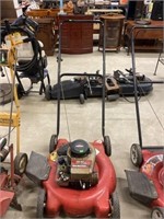 Push mower with Briggs and Stratton 3.5HP engine