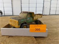 TONKA STEEL CONSTRUCTION DUMP TRUCK