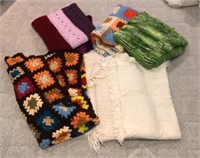 Quilt & Throw Blankets, Quilt Rack (see all pics)