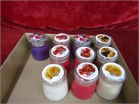 (10)New candles in jars.