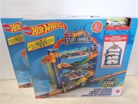 Lot of 2 Hot Wheels Stunt Garage Sets