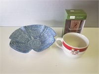 Blue Speckled Bowl, Campbell Mug, Outhouse