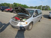02 Chrysler Voyager  Subn GY 6 cyl  Started with